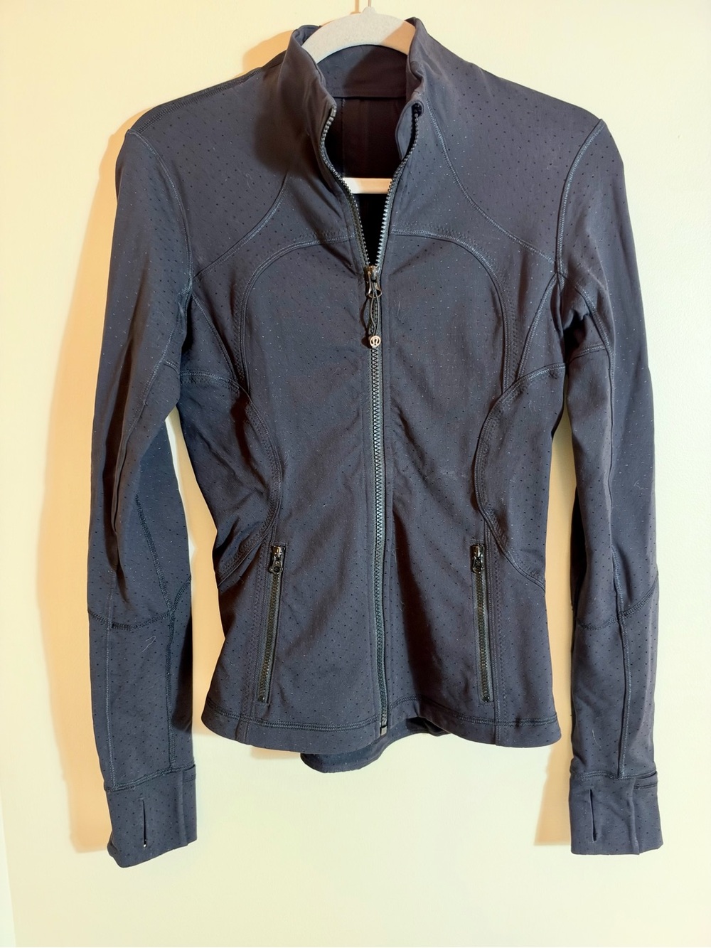 Lululemon Rare Define Micro Perforated Zip-Front Jacket in Black Women's size 4